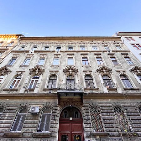 Industrial Westend Budapest Exterior photo